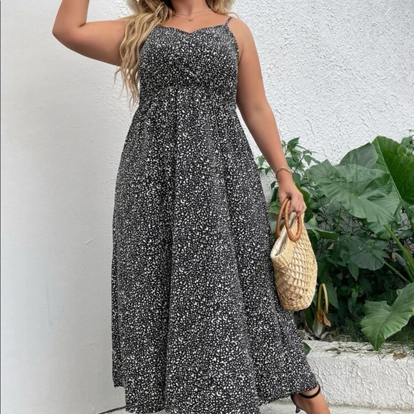 Plus size boho cami maxi dress - Picture 4 of 5